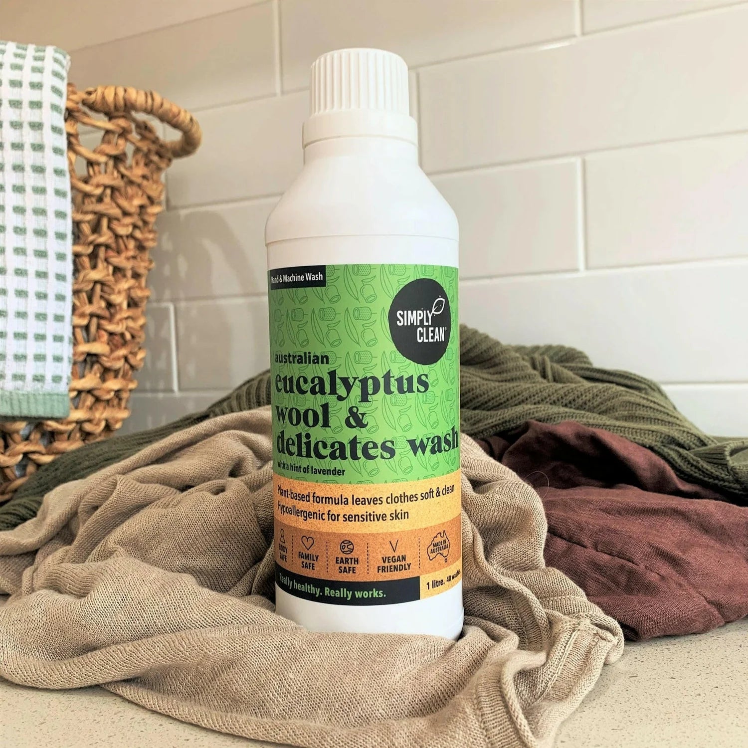 Simply Clean | Eucalyptus Wool & Delicates Wash | 1 Litre