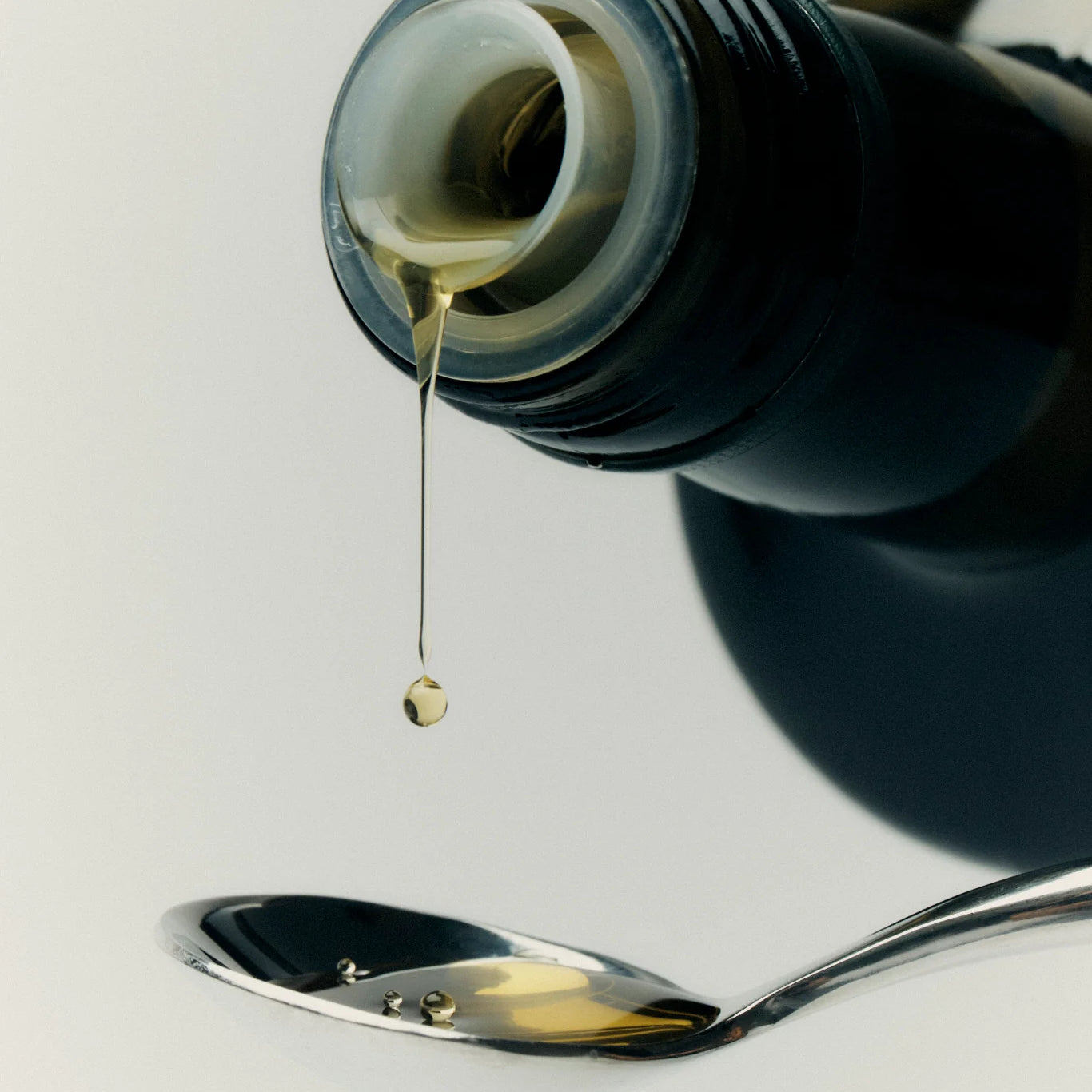 Golden Groves Co | Organic Extra Virgin Olive Oil 750ml