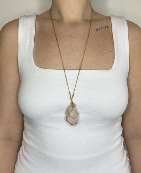 Meraki Muse Crystal Necklace - Rose Quartz Necklace